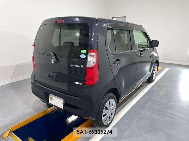 Suzuki WAGON R 2013-07 311684-7