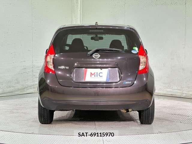 Nissan NOTE 2013-02 326866-5