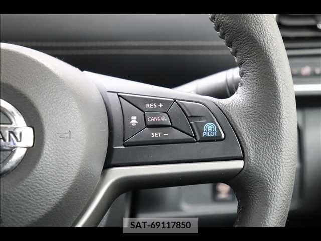 Nissan SERENA 2019-06 284301-5