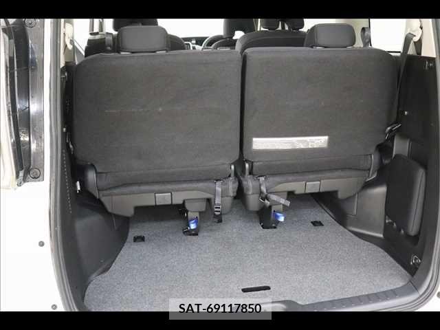 Nissan SERENA 2019-06 284301-13
