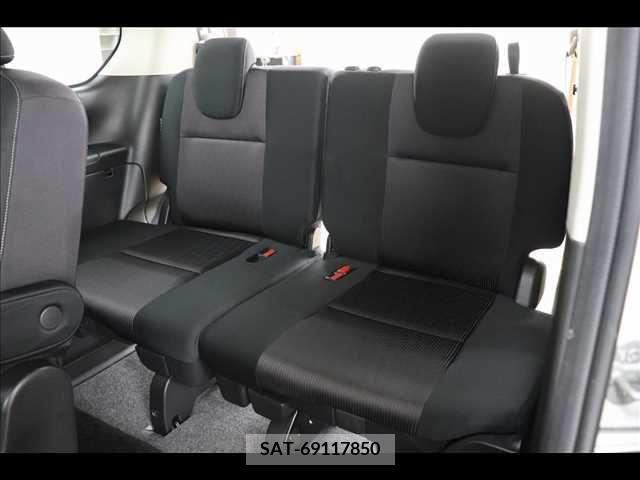 Nissan SERENA 2019-06 284301-12