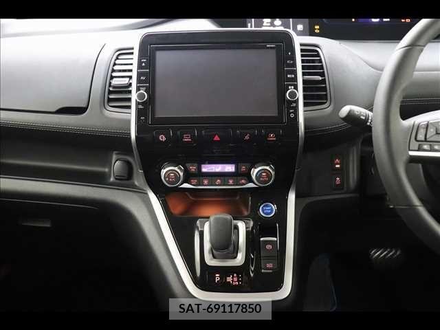 Nissan SERENA 2019-06 284301-28