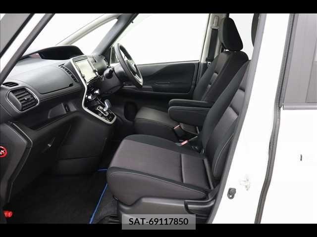 Nissan SERENA 2019-06 284301-10