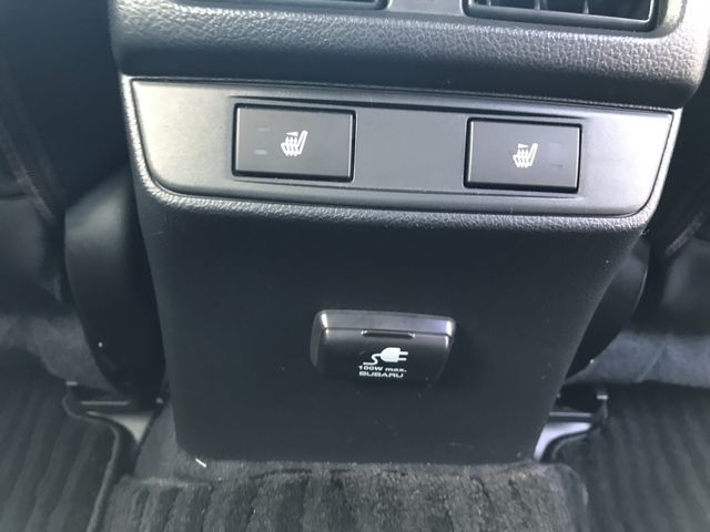 Subaru LEGACY B4 2017-03 193808-25