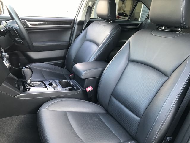 Subaru LEGACY B4 2017-03 193808-16