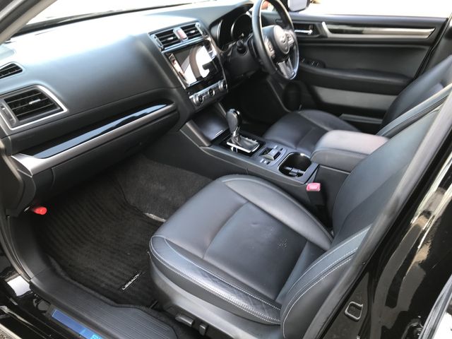 Subaru LEGACY B4 2017-03 193808-15