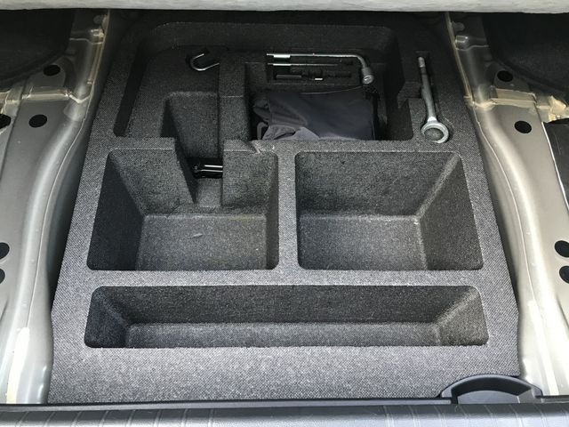 Subaru LEGACY B4 2017-03 193808-13
