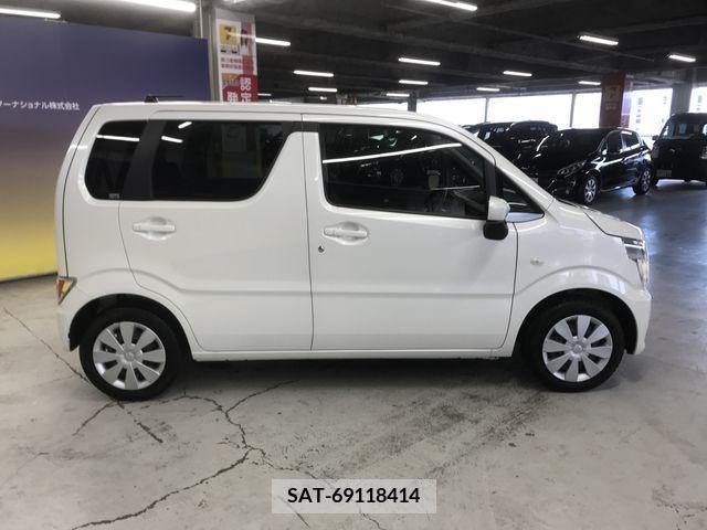 Suzuki WAGON R 2022-03 218191-4