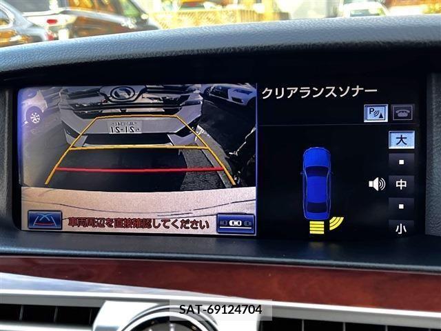 Lexus LS 2013-02 216827-15