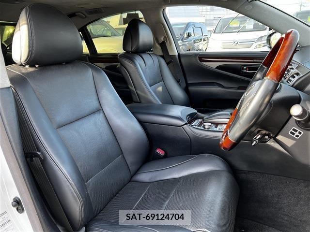 Lexus LS 2013-02 216827-17