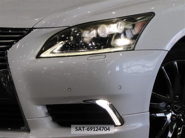 Lexus LS 2013-02 216827-9