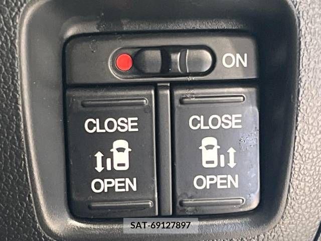 Honda N BOX CUSTOM 2016-03 346750-3