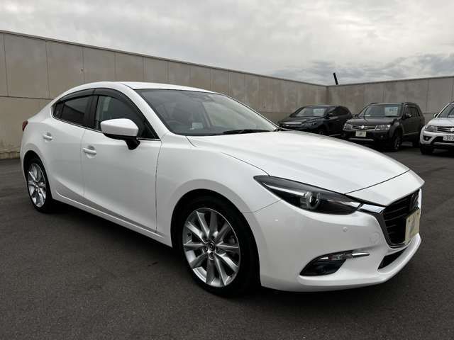Mazda AXELA 2017-12 10831-4