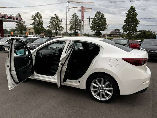 Mazda AXELA 2017-12 10831-19