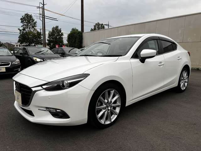 Mazda AXELA 2017-12 10831-5