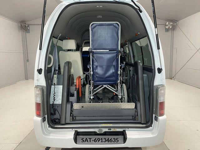 Nissan Caravan 2011-02 263636-2