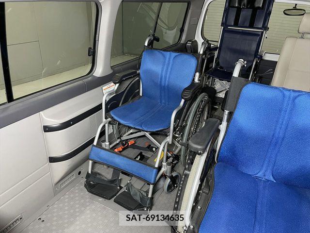 Nissan Caravan 2011-02 263636-6