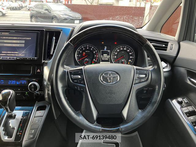 Toyota ALPHARD 2016-09 209479-11