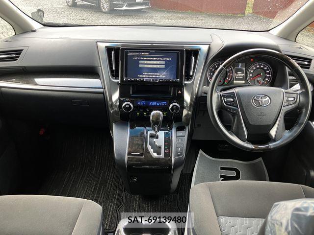 Toyota ALPHARD 2016-09 209479-7