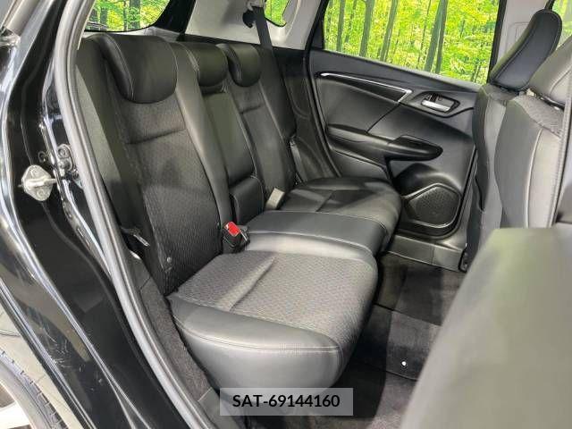 Honda FIT HYBRID 2014-06 360235-9