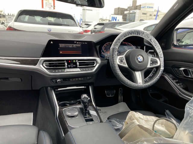 Bmw 3 SERIES 2019-04 28041-1