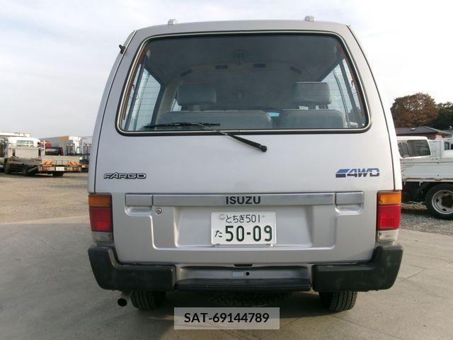 Isuzu Fargo 1985-04 202778-6