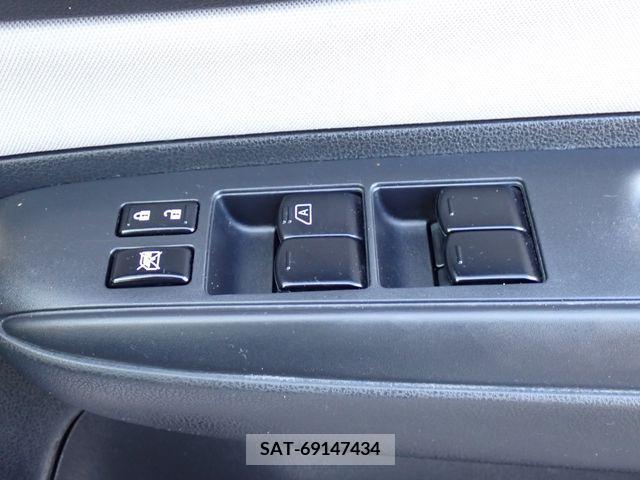 Nissan NOTE 2020-11 208065-11