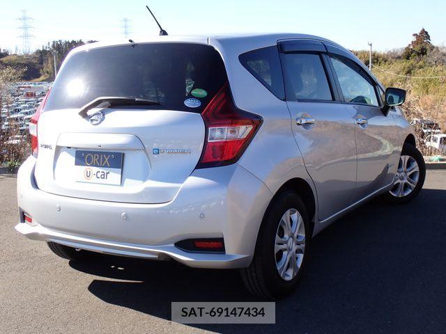 Nissan NOTE 2020-11 208065-2