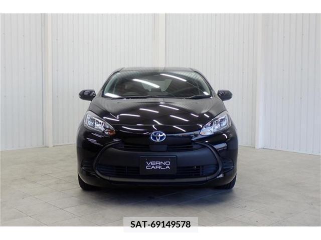 Toyota AQUA 2022-01 389258-4