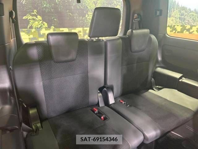 Toyota VOXY 2021-06 321679-10