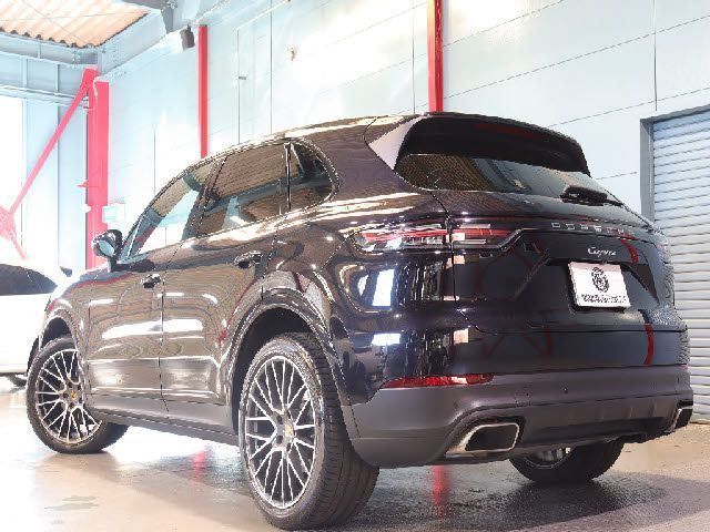 Porsche CAYENNE 2019-10 193058-3