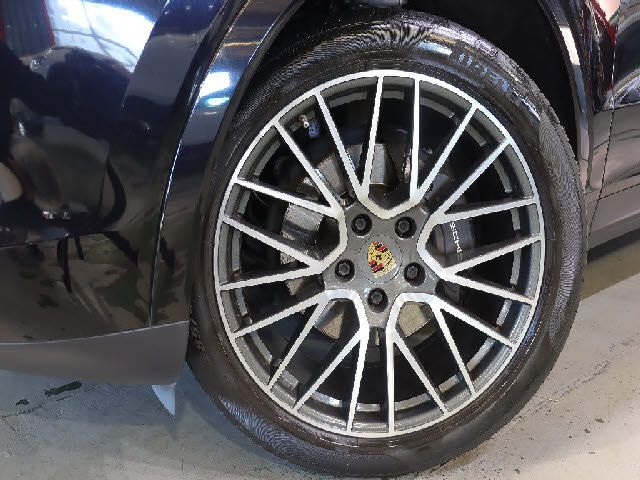 Porsche CAYENNE 2019-10 193058-18