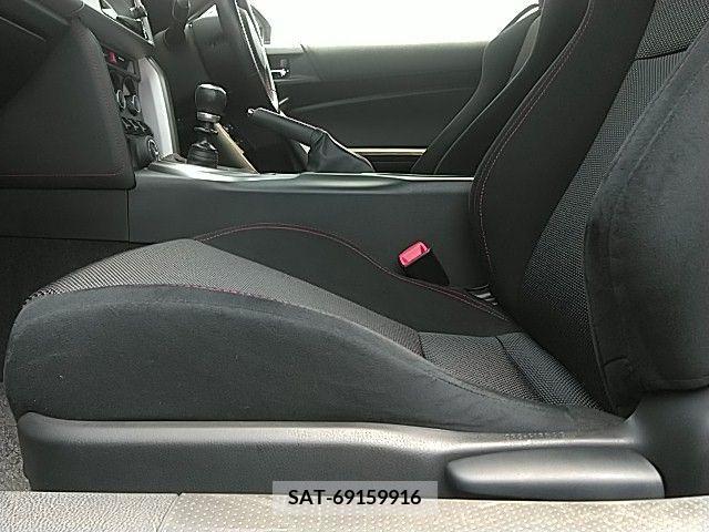 Subaru BRZ 2013-08 335732-17