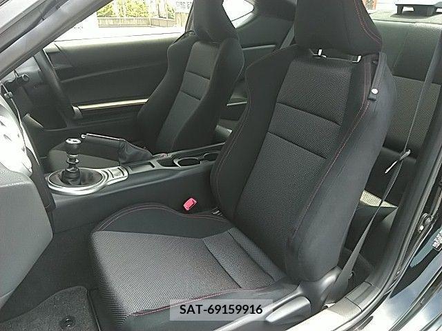 Subaru BRZ 2013-08 335732-16