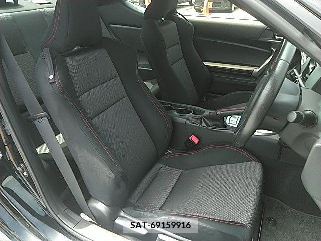 Subaru BRZ 2013-08 335732-14