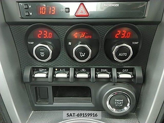 Subaru BRZ 2013-08 335732-4