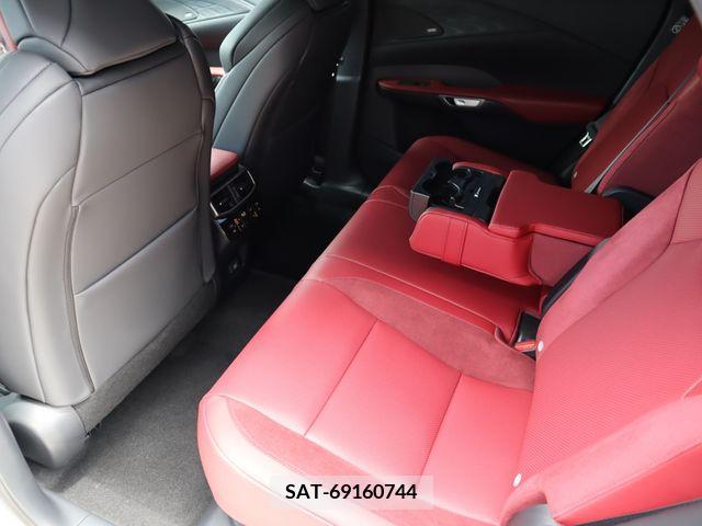 Lexus RX 2023-05 316235-11