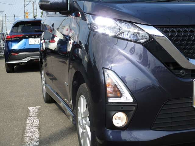 Nissan DAYZ 2019-10 22423-17