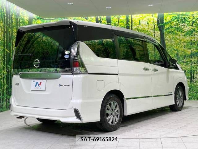 Nissan SERENA 2018-04 339990-18