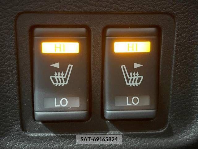 Nissan SERENA 2018-04 339990-6