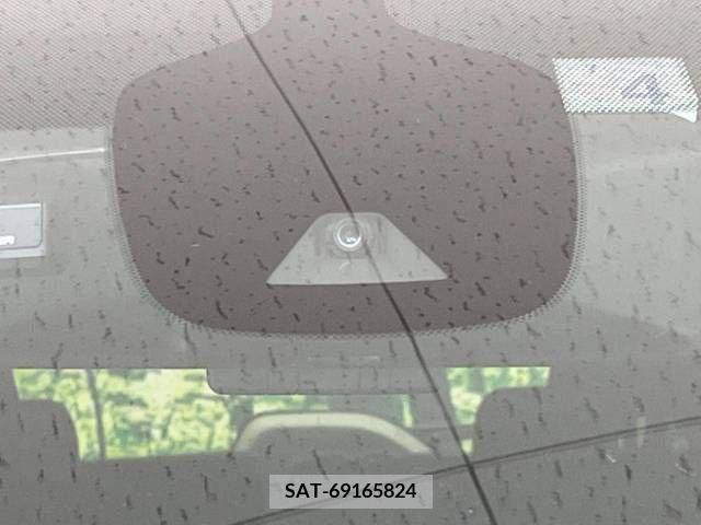 Nissan SERENA 2018-04 339990-2