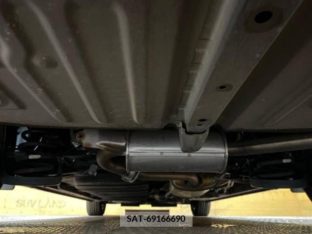 Toyota ESQUIRE 2019-08 337557-18