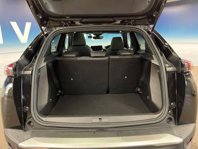 Peugeot 2008 2021-06 27428-12