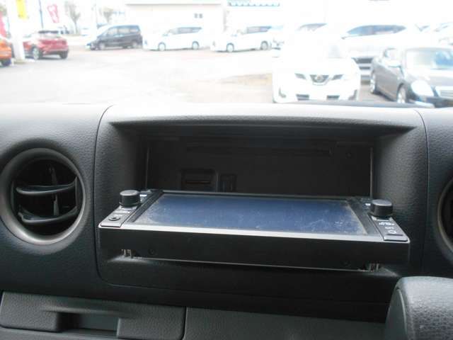 Nissan Caravan 2018-05 3503-7