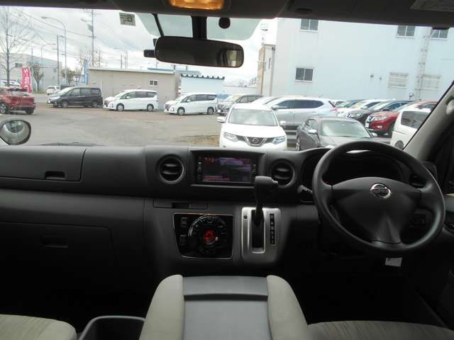 Nissan Caravan 2018-05 3503-10