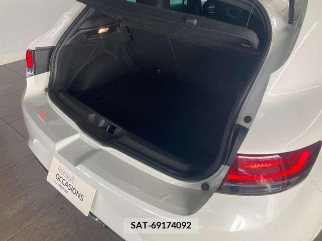 Renault MEGANE 2021-07 374292-4