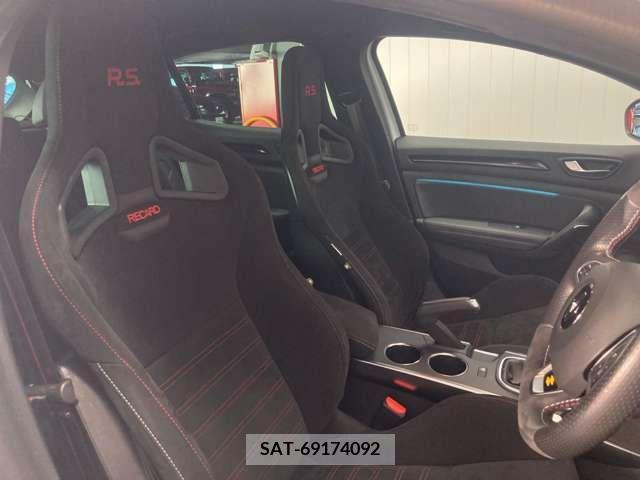 Renault MEGANE 2021-07 374292-3