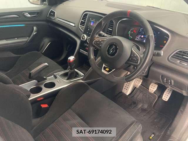 Renault MEGANE 2021-07 374292-1