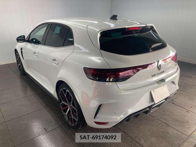 Renault MEGANE 2021-07 374292-8