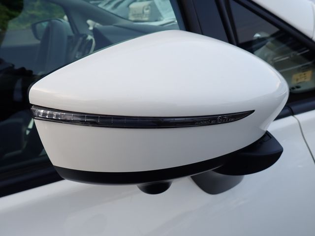 Nissan NOTE 2018-05 2057-13